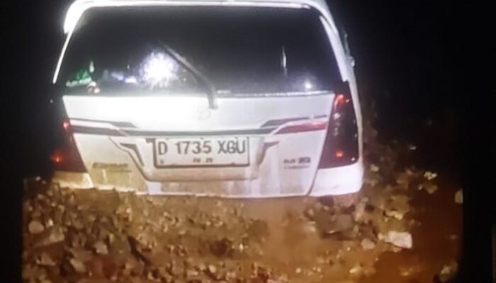 Desa Ramung Musara Gayo Lues Diterpa Longsor