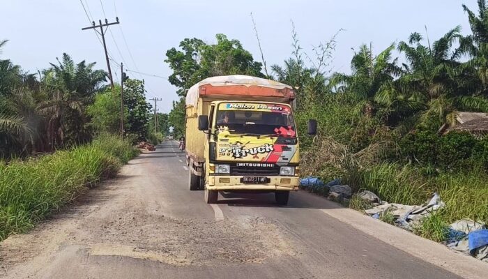 Proyek Multiyears Rp2,7 Triliun Peningkatan Jalan Belidaan Sergai Sudah Rusak