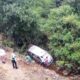 KONDISI ambulans usai jatuh ke dalam jurang. Waspada/Valen.