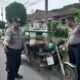 Kapolsek Pandan, AKP Zulkarnaen Pohan bersama anggotanya melakukan cek TKP terkait adanya laporan warga yang menemukan seorang pria meninggal di atas beca sampah di Jalan Matseh Gelar Kesayangan Kelurahan Sibuluan Indah, Kecamatan Pandan, Kabupaten Tapteng, Selasa (21/5) sekitar pukul 16.15 Wib. Waspada/ist