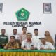 PANITIA Musabaqah Tilawatil Qur'an (MTQ) Karo diabadikan saat berada di Kantor Kemenag Kab Karo. Waspada/ Micky Maliki.
