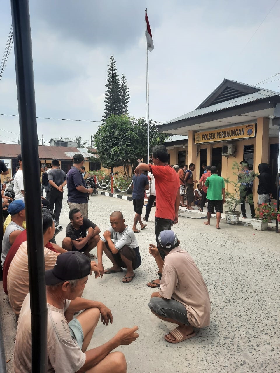 Ricuh, Konstatering PN Sergai Batal Di Kota Galuh Ricuh, Konstatering PN Sergai Batal Di Kota Galuh