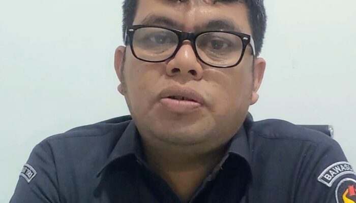 Bawaslu Toba Terima Permohonan Gugatan Sengketa Pendaftaran Calon Independen Pasangan Turman Dan Ronald