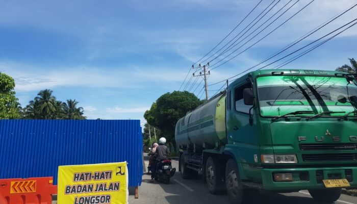 Badan Jalan Amblas Akan Diperbaiki