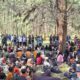 Sebanyak 137 etnis Rohingya dikumpulkan saat mendarat di Kuala Parek, Sungai Raya, Aceh Timur, Kamis (1/2) lalu. Waspada/H. Muhammad Ishak