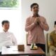 Kadiskopukmdag Aceh Besar Trizna Darma ST (tengah) memberi sambutan sekaligus Soft Opening Ilona Boutoque Hotel di Gampong Meunasah Manyang PA, Kecamatan Ingin Jaya, Aceh Besar, Jumat (24/5). (Waspada/Ist)