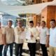 Mantan Bupati Abdya Jufri Hasanuddin, saat menerima rekomendasi PAN, untuk maju dalam Pilkada 2024, sebagai balon Bupati Abdya 2024-2029. Foto direkam Senin (27/5) lalu.Waspada/Ist