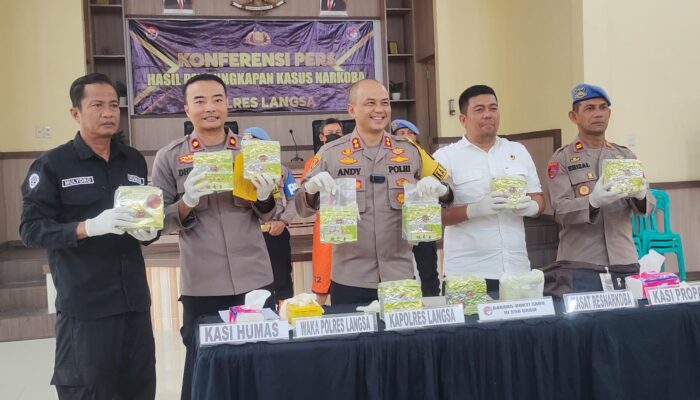 Hendak Bawa Ke Pulau Jawa, Residivis Ditangkap Bawa 10 Kg Sabu