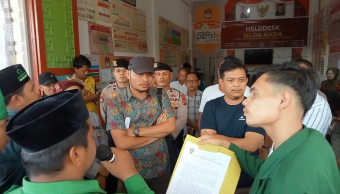 Komisioner KPU Palas Kabur Saat Diminta Bersumpah
