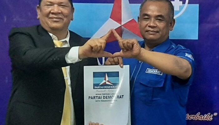 Disambut Bagai Keluarga Dekat, Irsan Daftar Ke Demokrat Sidimpuan