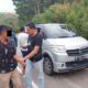 Pelaku Curanmor saat diamankan tim Satreskrim Polres Nagan Raya. Waspada/Ist