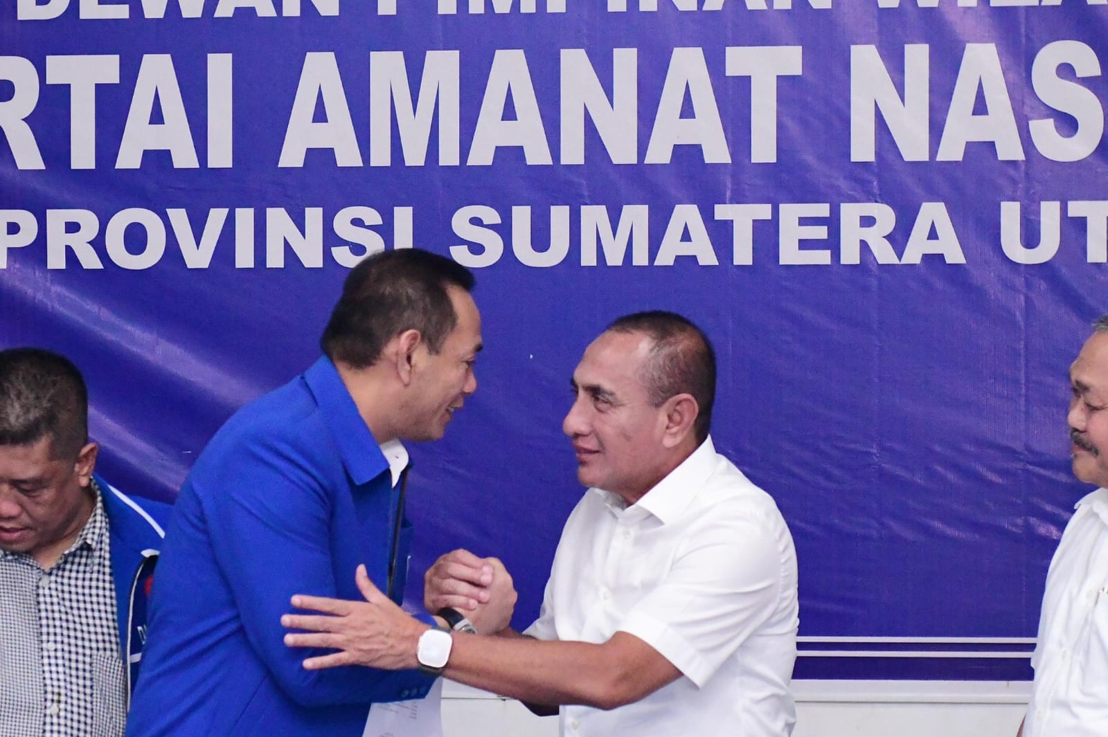 SEKRETARIS DPW PAN Sumut Hendra Cipta, saat menerima kedatangan Balon Gubsu Edy Rahmayadi, di Kantor PAN Sumut. Waspada/Ist