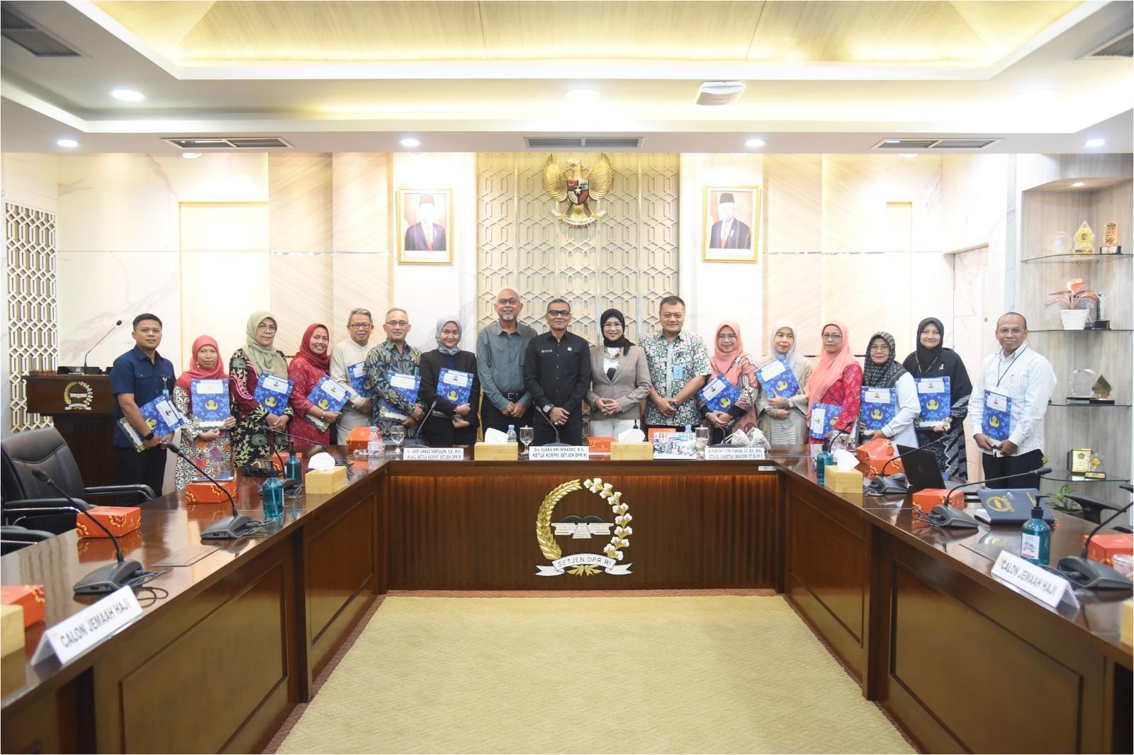 Korpri DPR RI Lepas 16 Pegawai Tunaikan Ibadah Haji 1445 H