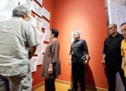 Megawati Sambangi Pameran Seni Rupa Karya Butet Kertaredjasa
