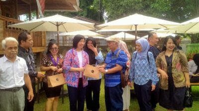 Edukasi Dan Pelatihan Bidang Entrepreneur (Dimsum) Tingkatkan Perekonomian Orang Kurang Upaya (OKU) Di Sumut
