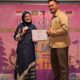 Dyananda Puteri Irawan pelajar SMA Harapan 3 Delitua, yang berhasil meraih medali perak ajang kompetisi International Applied Biology Olympiade (IABO) 2024 yang digelar di Bali 19-23 Juni 2024 lalu . Waspada/Ist