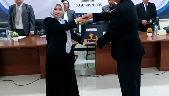 Sumiyati, Pranata Humas Pemko Langsa Raih Gelar Doktor Sejarah