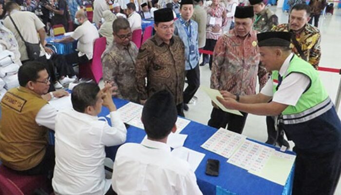 Foto-foto Kakanwil Kemenag Sumbar Tinjau Pelayanan Haji Embarkasi Medan
