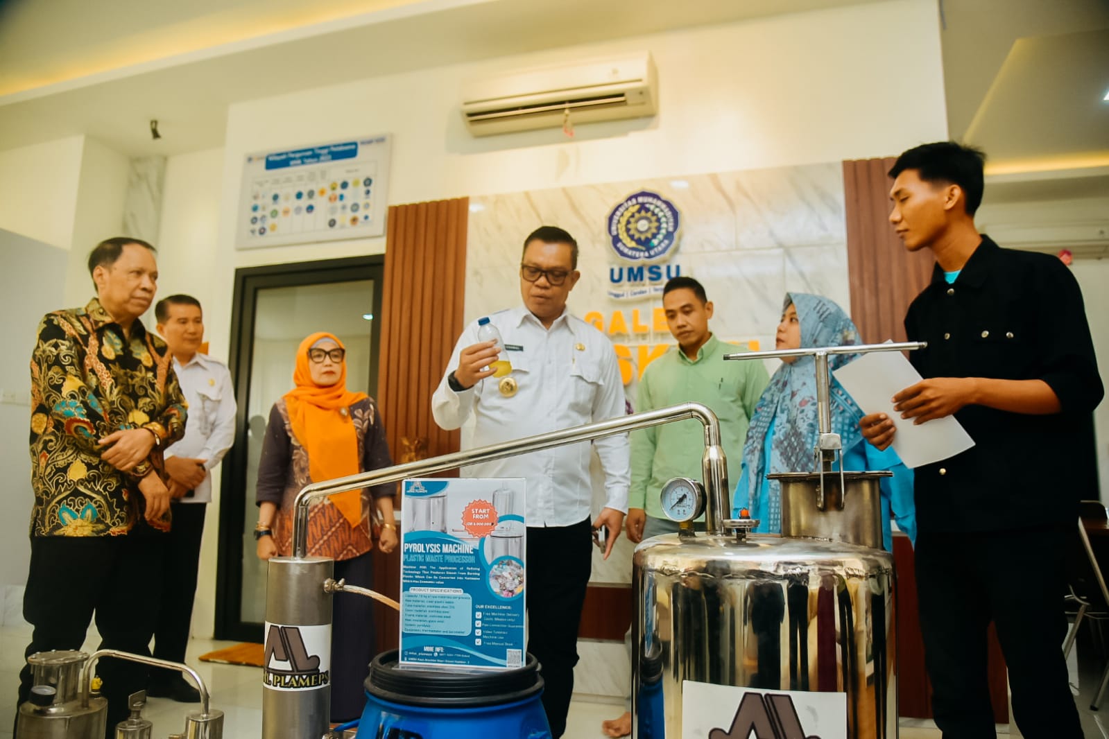 Pj Bupati Batubara Nizhamul Narsum Di Radio UMSU