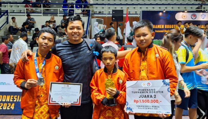 Darul Mursyid Raih Juara 1 & 2 Turnamen Robotik Indonesia 2024