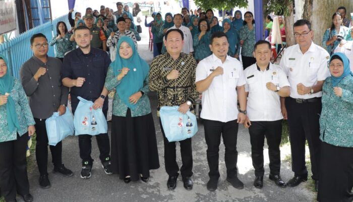 Tim Penilai Provinsi Monitoring Tertib Administrasi TP PKK Bukit Sofa