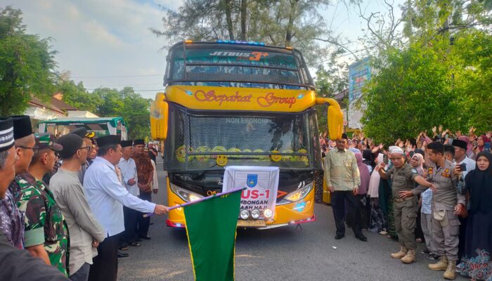 Pemko Langsa Lepas 160 Calhaj, Dua Gagal Berangkat