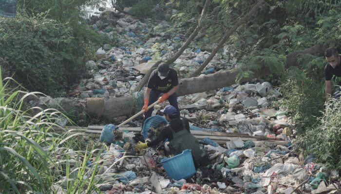 Peringati Hari Lingkungan Hidup Sedunia, PLN UID Sumut Gelar Aksi Bersih Sungai