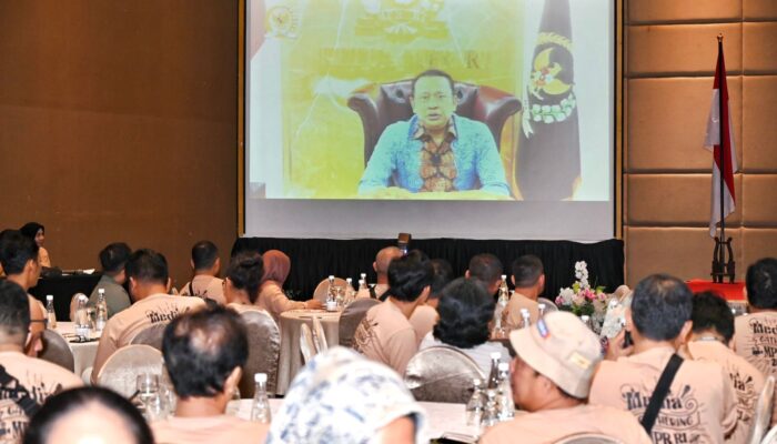 Ketua MPR RI Ingatkan Pers Miliki Tanggung Jawab Mencerdaskan Kehidupan Bangsa