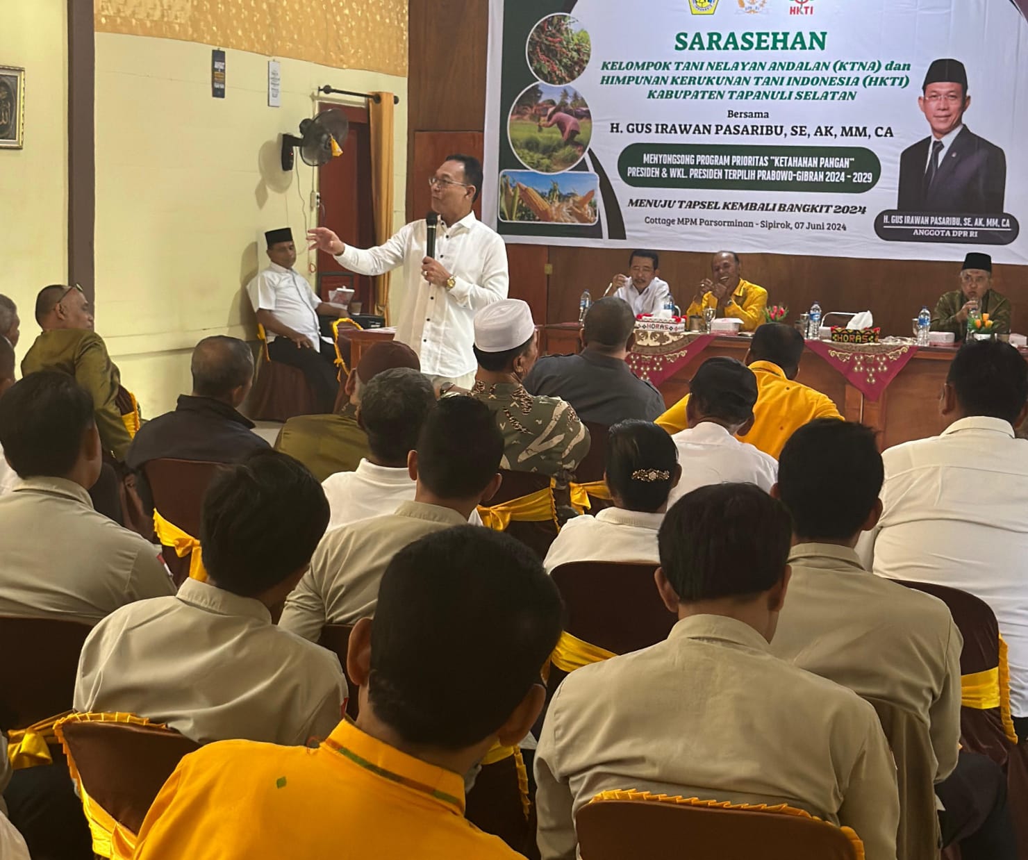 Petani Dan Pensiunan Minta Gus Irawan 'Turun Gunung' Di Pilkada Tapsel