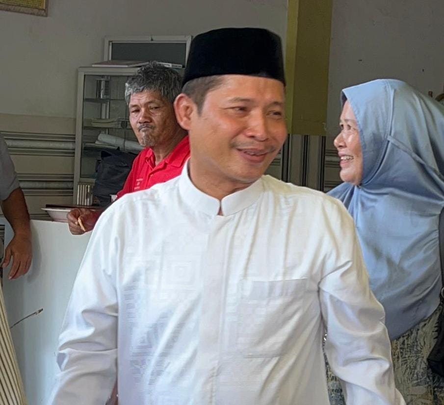 Tokoh Masyarakat Dukung Maimul Mahdi Daftar Bakal Calon Wali Kota Langsa Tokoh Masyarakat Dukung Maimul Mahdi Daftar Bakal Calon Wali Kota Langsa