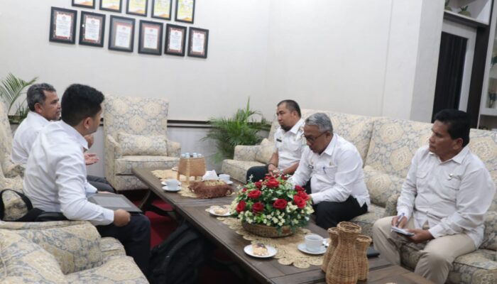 Agustus AHY Serahkan Sertifikat, Kantor Pertanahan Aceh Besar Diapresiasi
