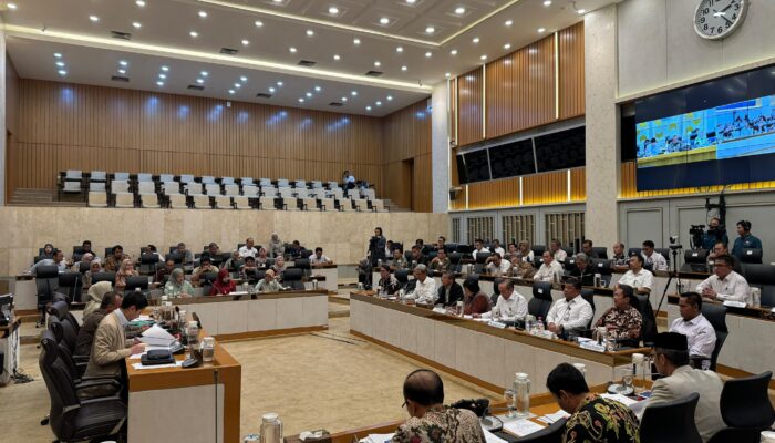 Pemerintah, DPR Dan DPD Sepakati Naskah RUU KSDAHE