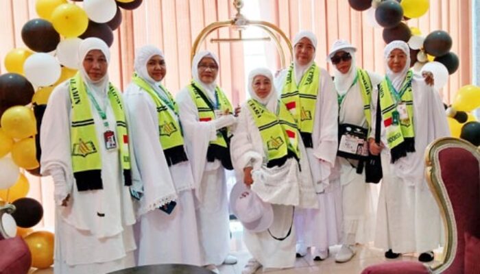 Foto-foto Jamaah Kloter 24 Embarkasi Medan Berkumpul Di Arafah