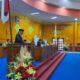 JURU bicara Fraksi Tamiang Sepakat, Dody Fahrizal ketika menyampaikan pandangan umum anggota dewan dan Fraski Tamiang Sepakat pada sidang paripurna yang berlangsung di Ruang sidang Utama DPRK Aceh Tamiang, Senin (3/6/2024) sore. Waspada/ Muhammad Hanafiah
