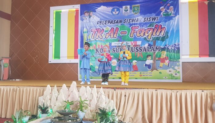Pj. Pembina Bunda PAUD Hadiri Pelepasan Siswa TK Al Faqih