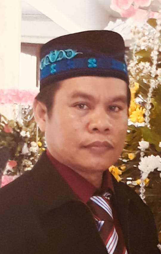 Muslim Inggris Minati Peci Motif Kerawang Gayo Jamiun Sahir