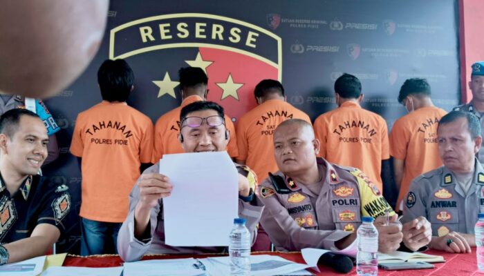 Polres Pidie Tangkap Lima Pelaku Judi Online