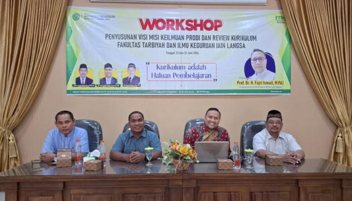 Dekan FTIK IAIN Langsa Buka Workshop Review Kurikulum