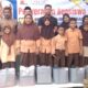 PT BSP Salurkan Bantuan Beasiswa Di Dua SDN