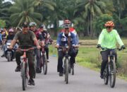 Meriahkan HUT Bhayangkara, Ratusan Peserta Gowes Bersama