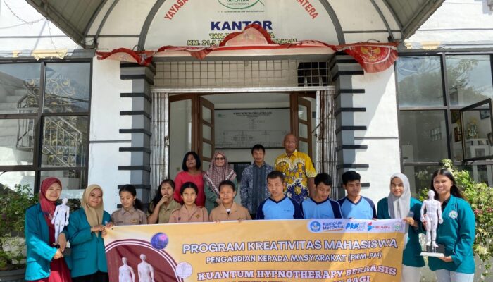 Tim PKM-PM Mahasiswa Unimed Tingkatkan Keterampilan Massage Siswa SLB-A Yapentra