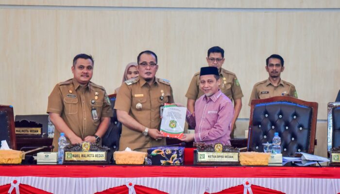 Pemko Medan Jelaskan Ranperda Tentang Perubahan Perda Ketenagakerjaan di Paripurna DPRD