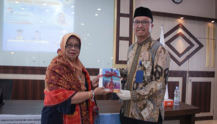 Guru Besar UT-MARA Malaysia Kuliah Umum Di FEB UMA