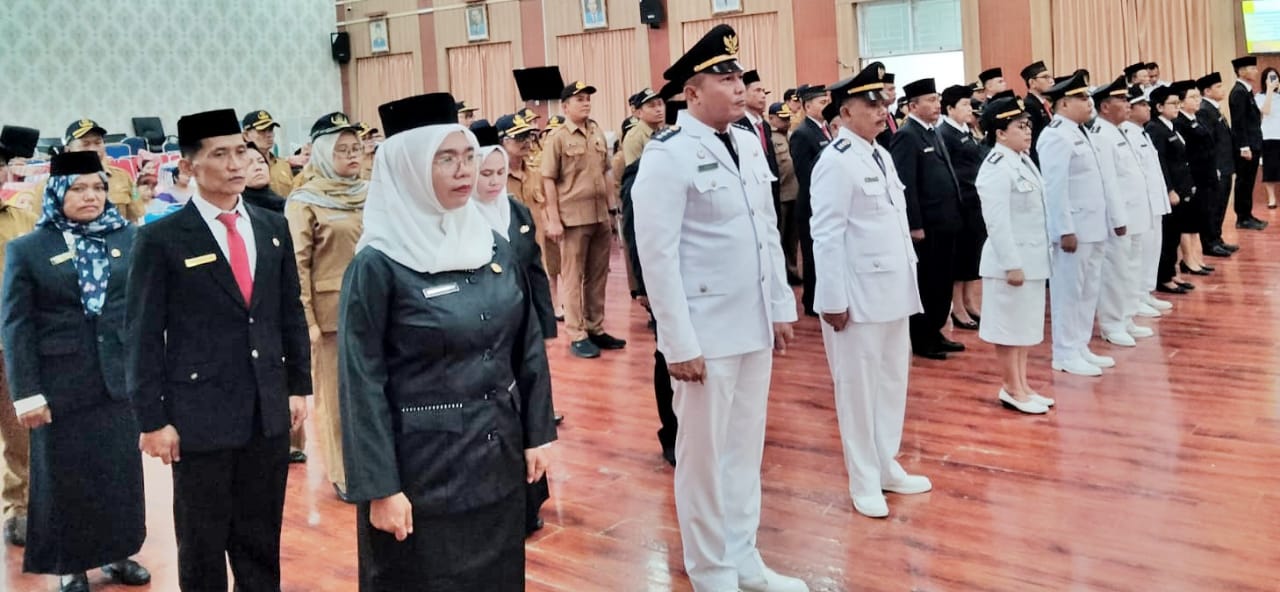 Jelang Pilkada, Bupati Simalungun Lantik 70 Pejabat Administrator Dan Pengawas