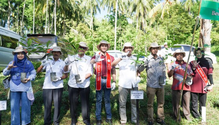 PT. PIM Tanam 1000 Pohon Dan Tebar 3000 Bibit Ikan Gabus Di Kawasan Ekoeduwisata Paya Nie