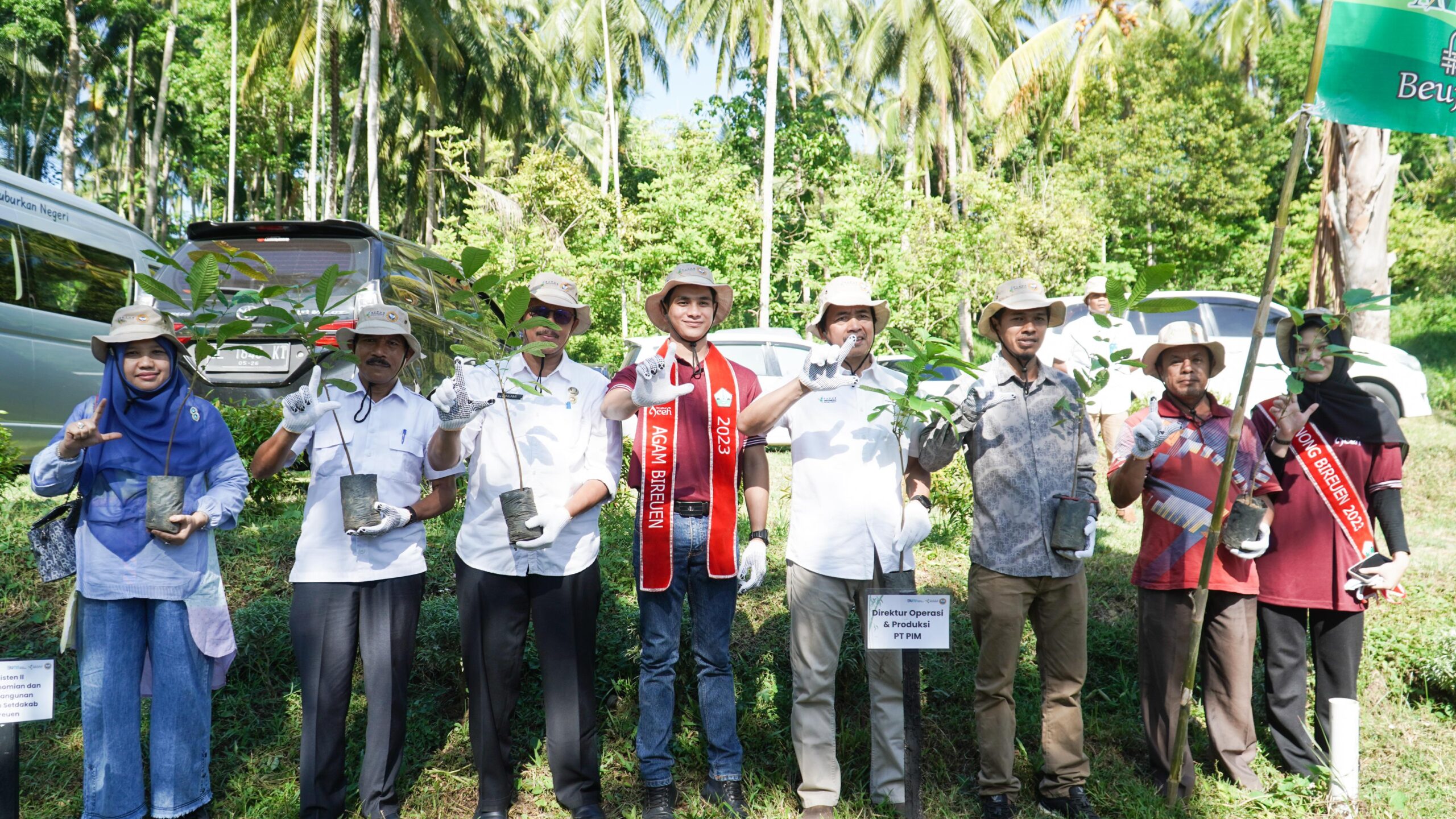 PT. PIM Tanam 1000 Pohon Dan Tebar 3000 Bibit Ikan Gabus Di Kawasan Ekoeduwisata Paya Nie