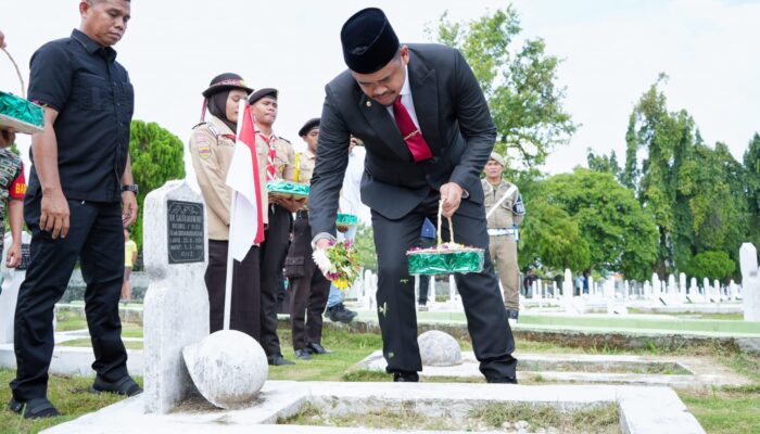 Jelang Hut Kota Medan Ke 434, Wali Kota Medan Ziarahi Makam Mantan Wali Kota Medan & Gubsu Terdahulu
