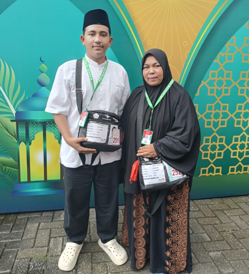 Muhammad Abdillah Siregar Calhaj Termuda Kloter 21