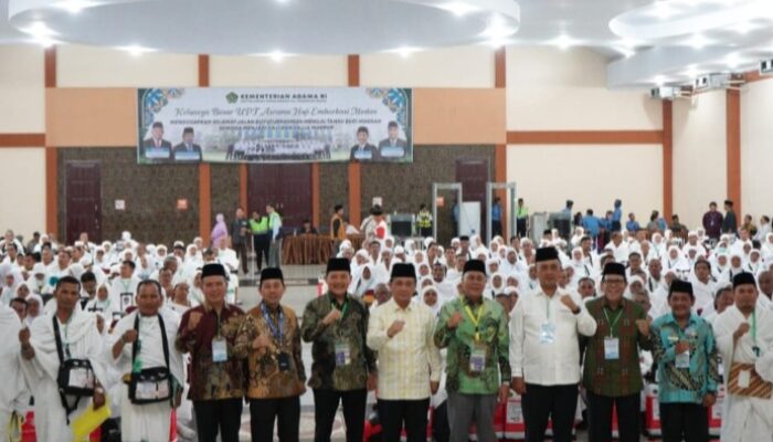 Lepas Kloter 24 Kakanwil Kemenag Sumut Ingatkan Jamaah Jaga Stamina