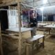 TIM URC Polsek Patumbak memeriksa warung tuak yang diduga sebagai tempat permainan judi ketangkasan, Sabtu (8/6) malam. Waspada/Ist